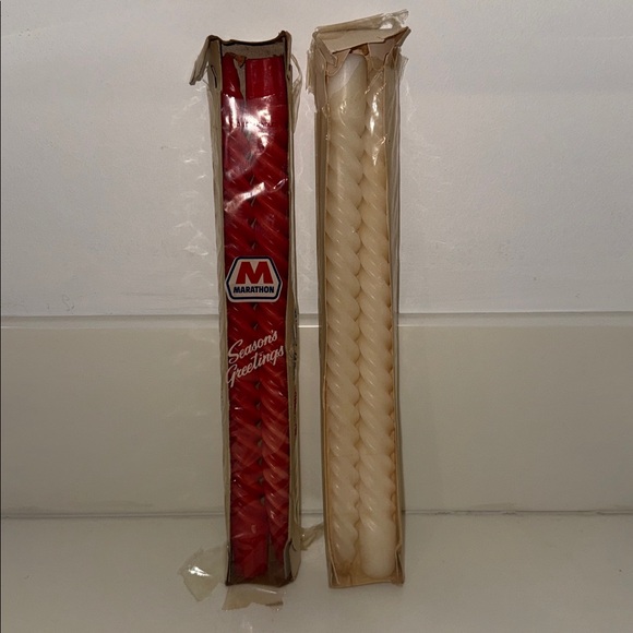 Vintage Other - VINTAGE NOS Marathon Red White Spiral Taper Candles - Set of 4